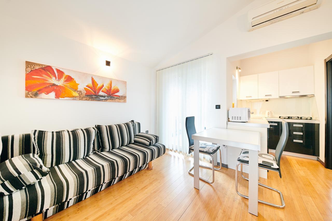 Stella Adria Apartment *